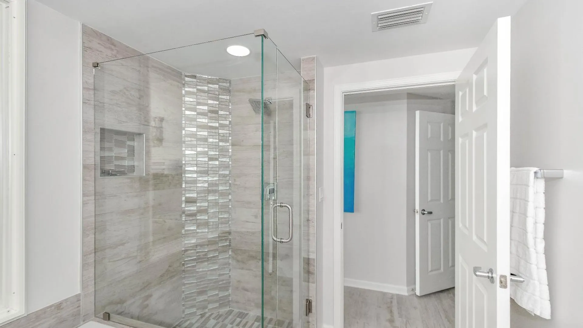 Silver Beach Towers E1504 Destin
