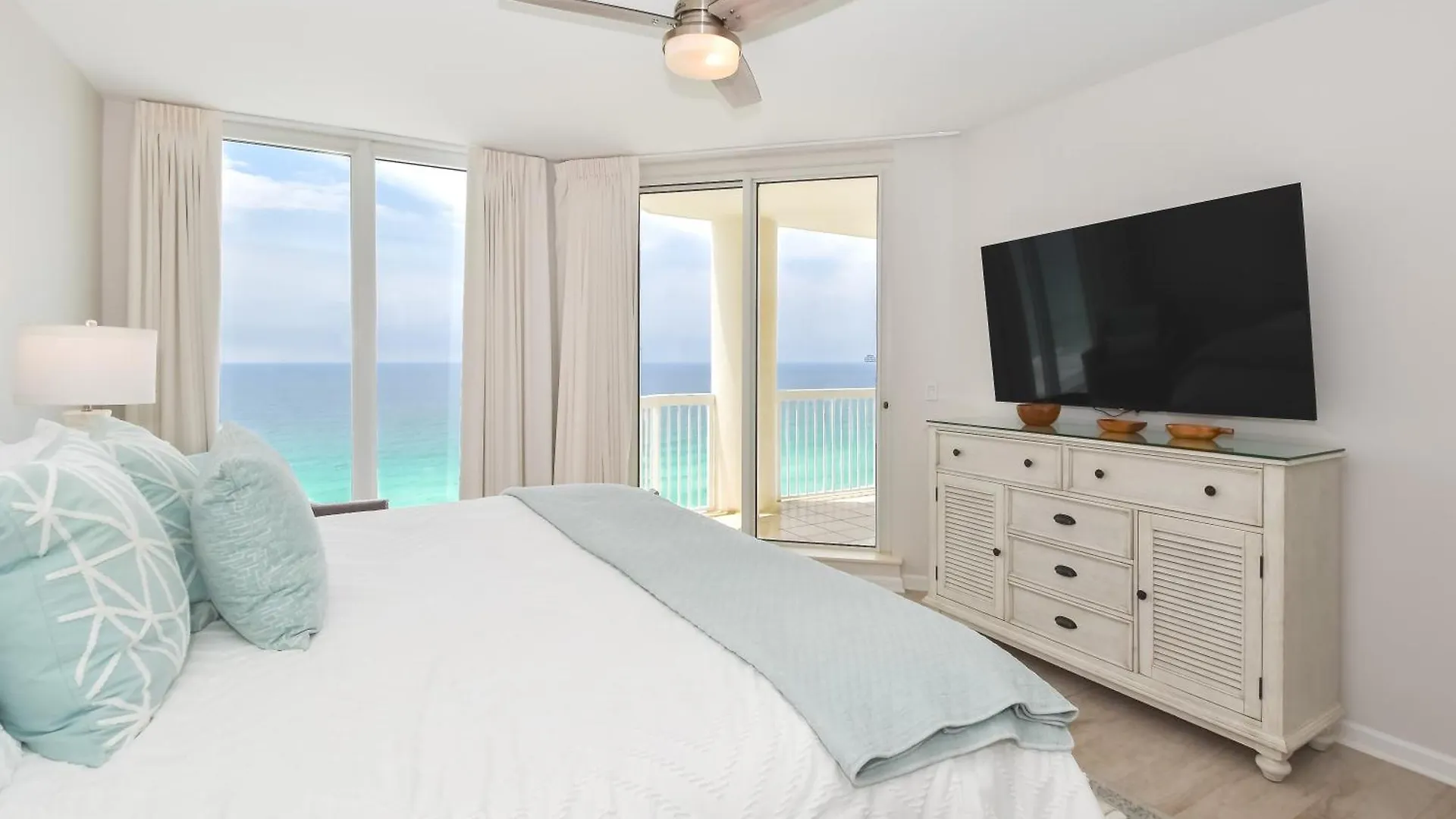 Silver Beach Towers E1504 Destin Apartment